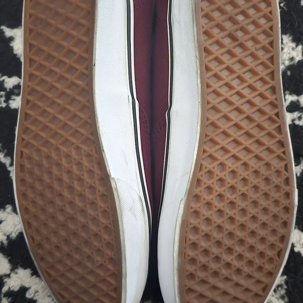 Vans 8.5M - Picture 2 of 3